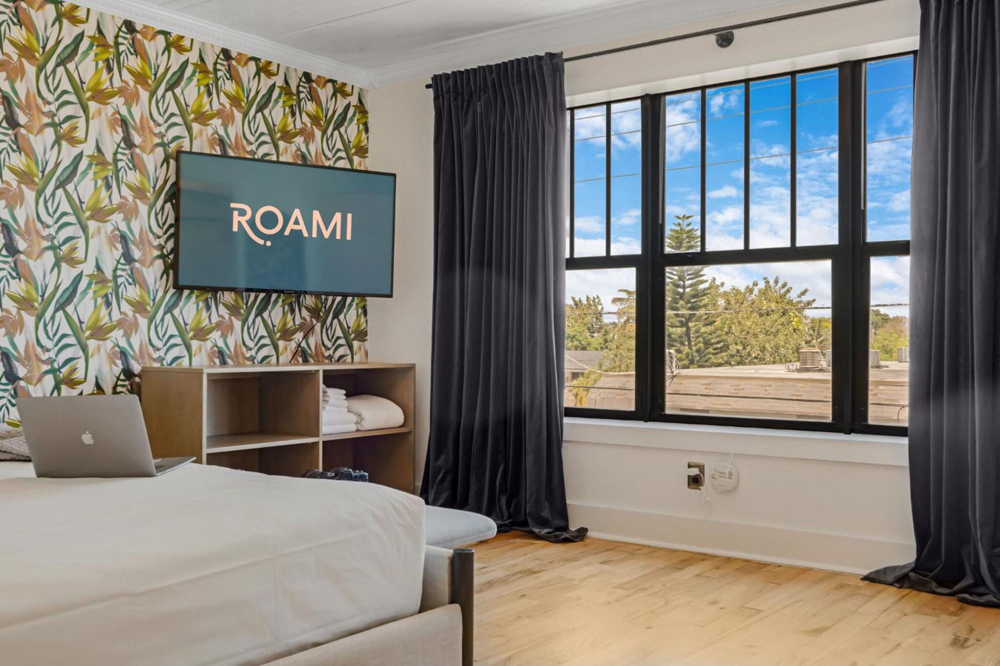 Roami At Tower Hotel - Calle Ocho Miami Dış mekan fotoğraf
