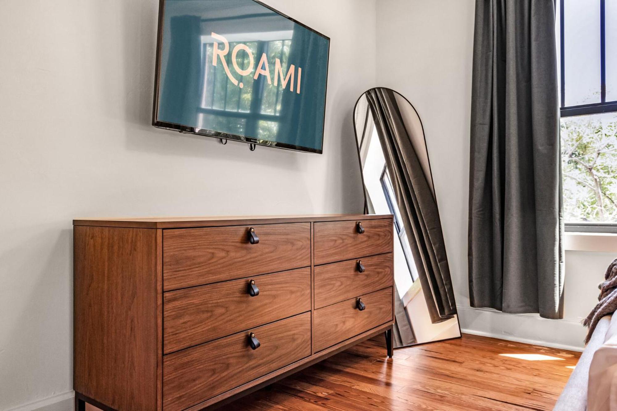 Roami At Tower Hotel - Calle Ocho Miami Dış mekan fotoğraf